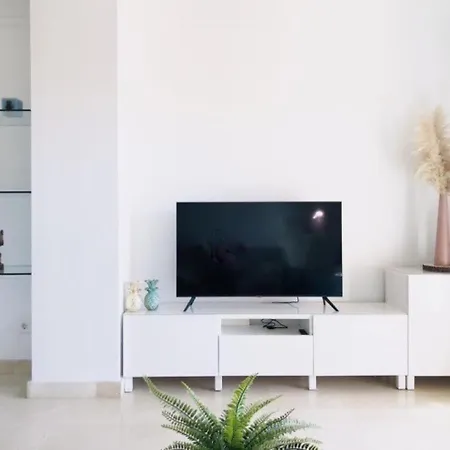 Apartment 2 Elegant Avec Vues Et Wifi Estepona